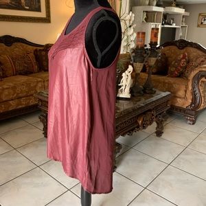 ‼️‼️$10‼️‼️ CLEARANCE SALE Tank top